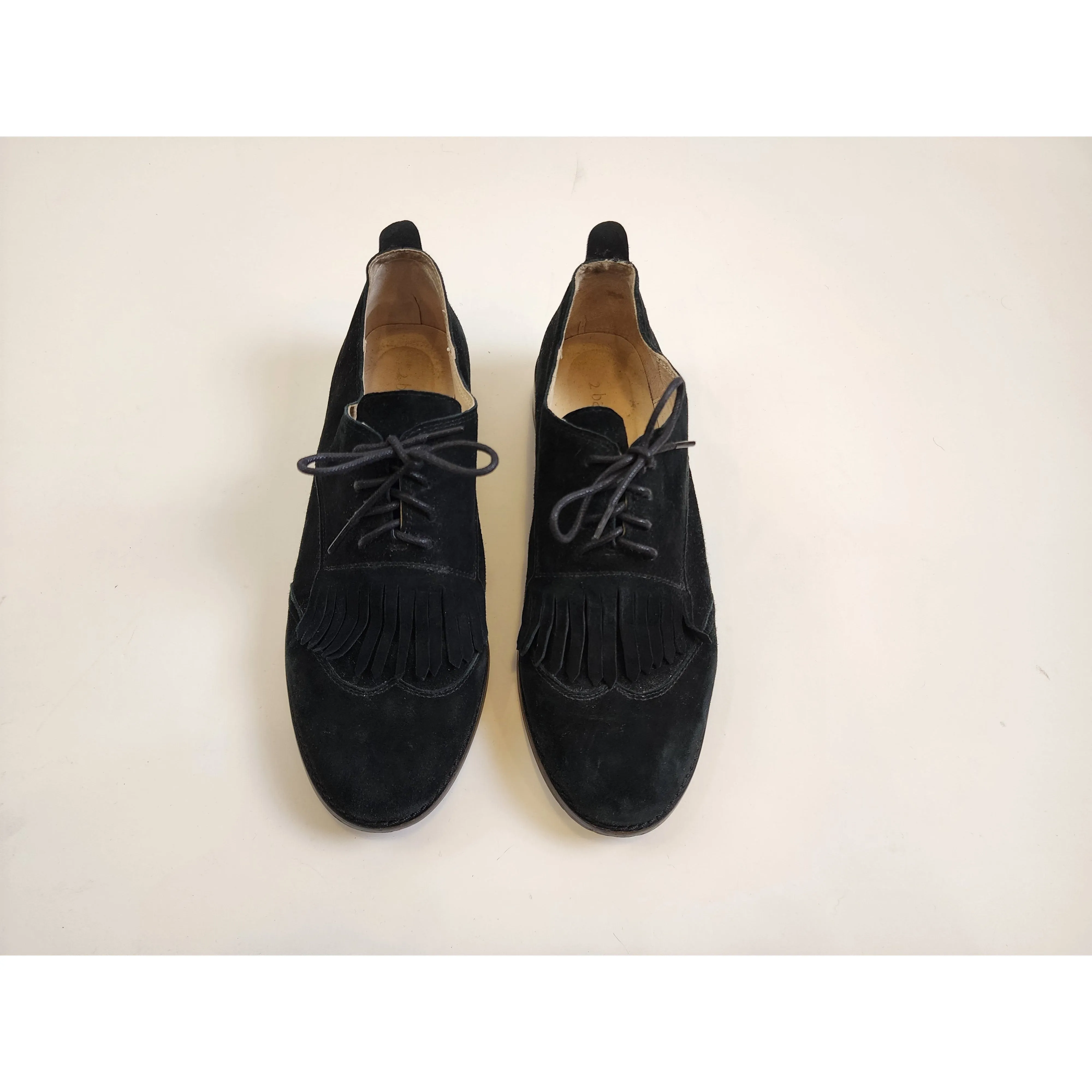 Baia Vista pre-owned black suede leather flat lace up brogues "Gabby" with front tassles size 38