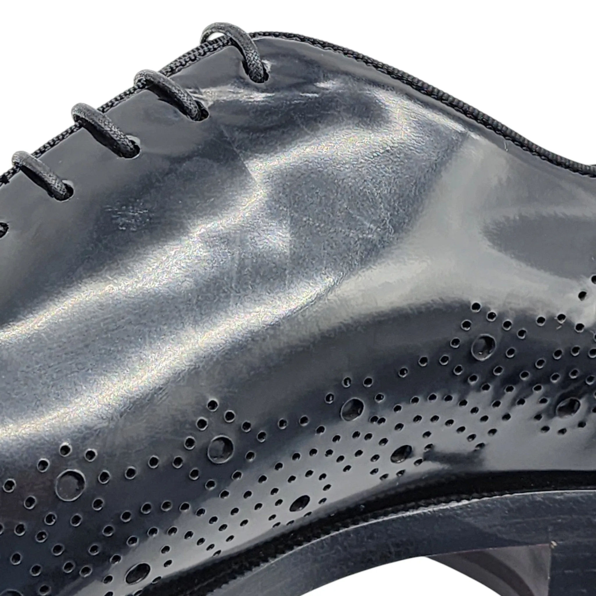 Christian Louboutin Corteobello Oxford Shoes - Leather - Black - 42