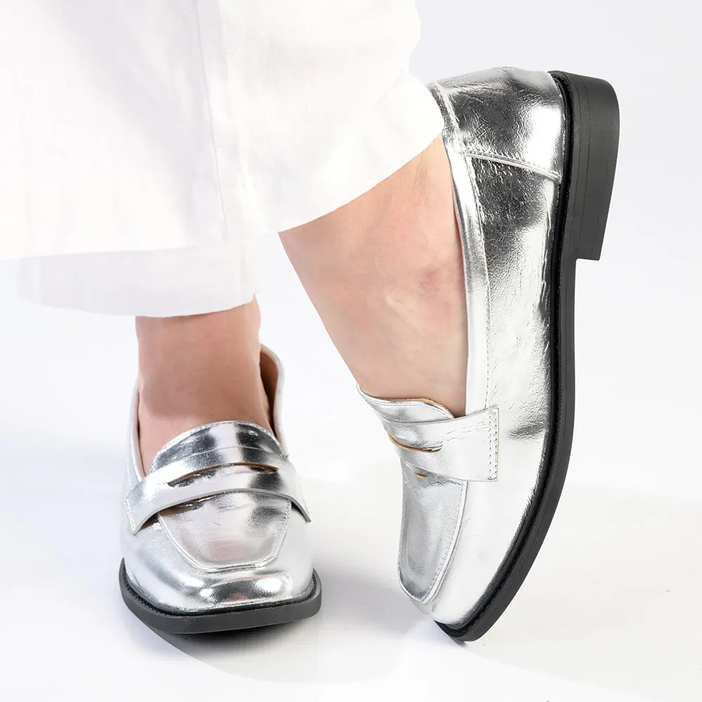 Madison Bliss 3 Loafer With Saddle - Silver