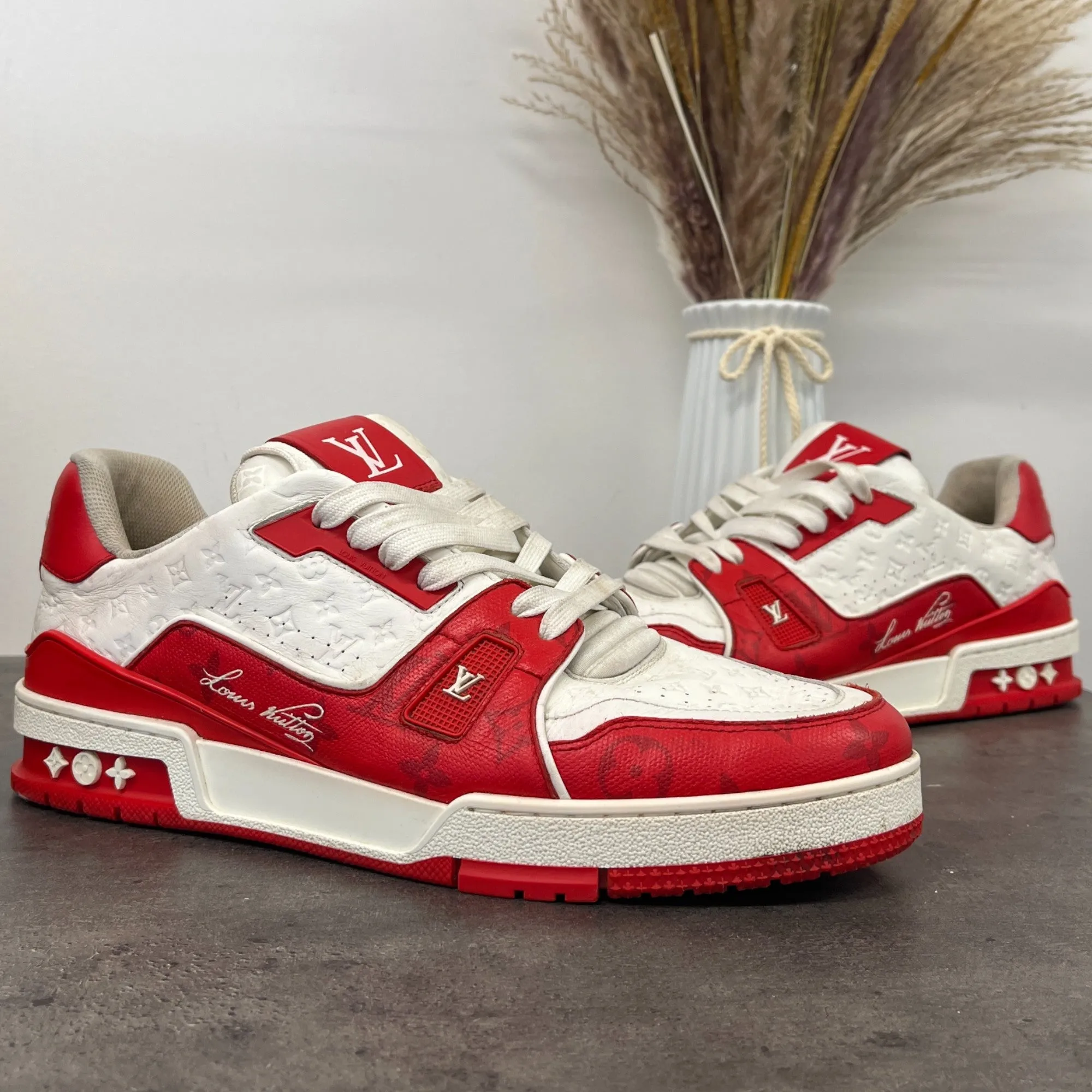 Men's Lv Monogram Low Trainers Red Size EU 43.5 / UK 9.5